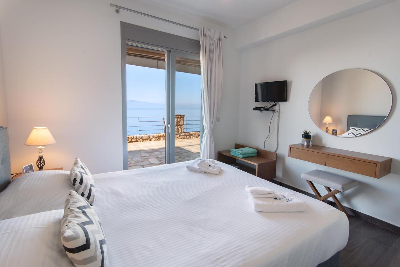 Bay View Guesthouses Kalamata Exterior foto